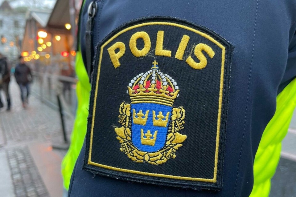 Genrebild. Polis vid Larmtorget i Kalmar.
