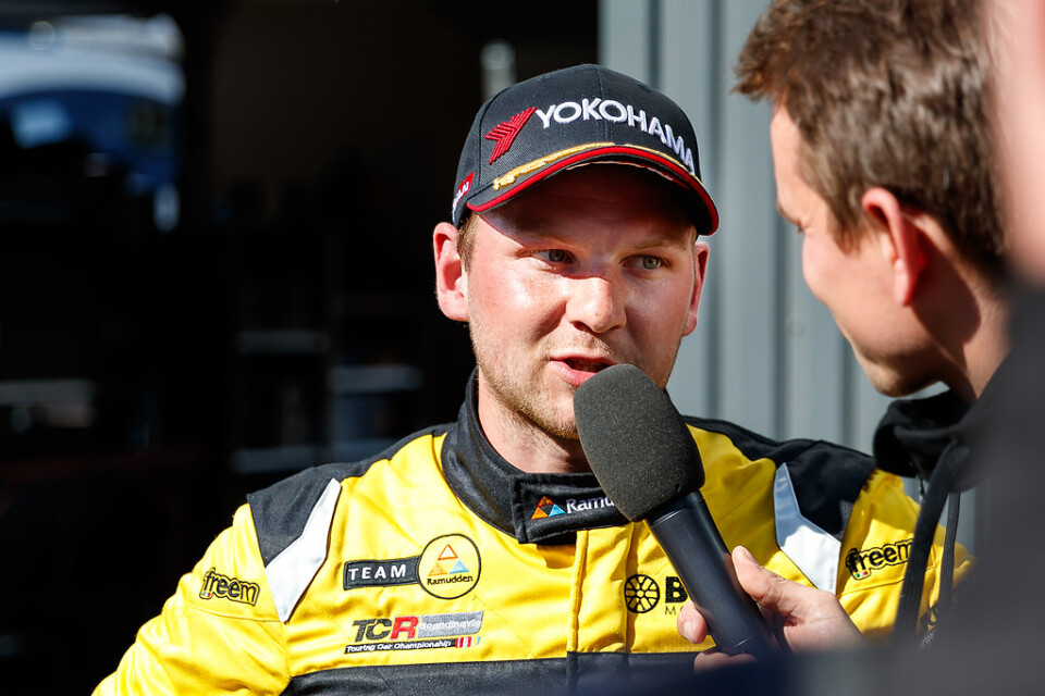 Andreas Wernersson vann det andra heatet i TCR-premiären.