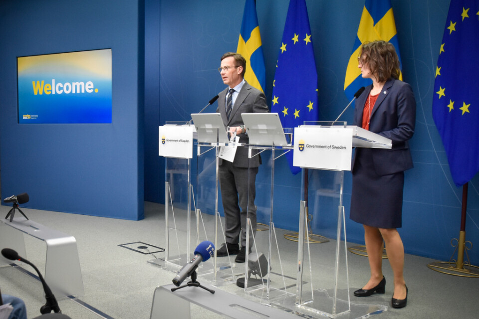 Statsminister Ulf Kristersson och EU-minister Jessika Roswall håller presskonferens för influgna EU-korrespondenter i Stockholm.