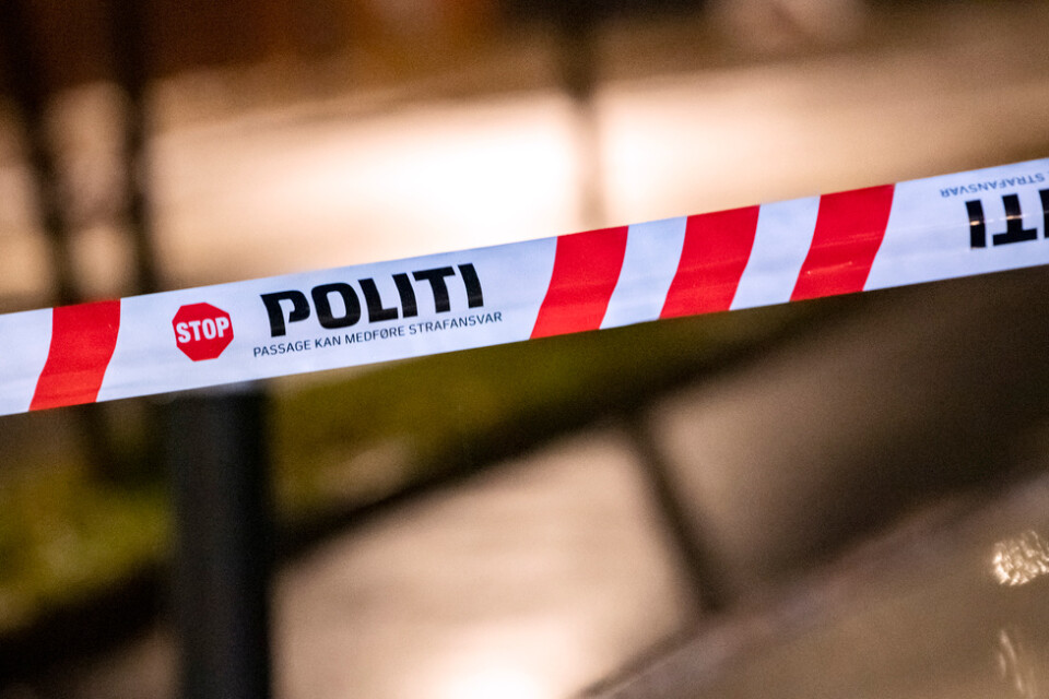 Den gravida kvinnan mördades utanför sin arbetsplats i danska Holbæk den 3 november förra året. Nu åtalas en man och en kvinna för dådet. Arkivbild.