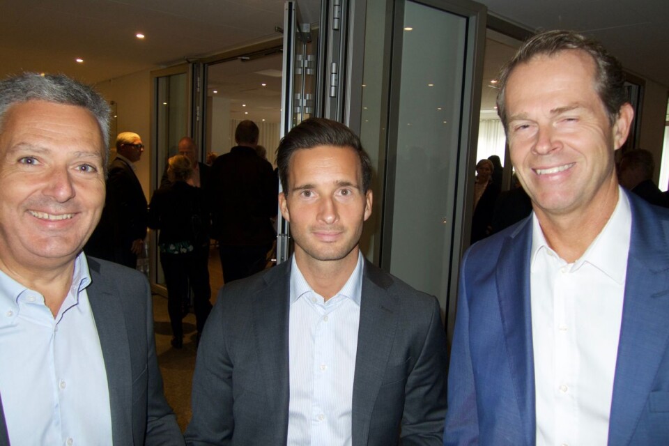 Förra världsstjärnan i tennis, Stefan Edberg (till höger) kom med kollegorna från Case, Henrik Strömbom och Johan Andrassy.