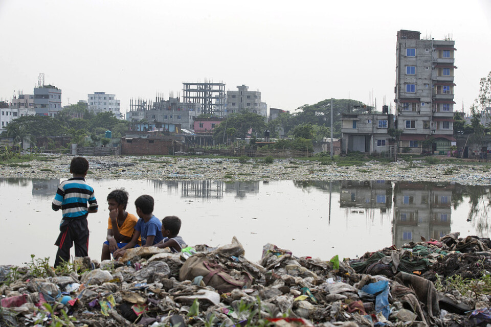 19 miljoner barn i det lågliggande och fattiga landet Bangladesh lever med risken att få sina liv helt förstörda i cykloner, översvämningar eller andra konsekvenser av klimatförändringarna, konstaterade FN-organet Unicef i en rapport i april 2019.