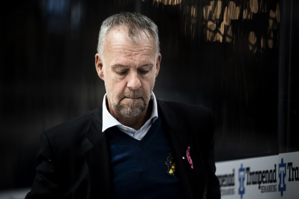 Tränaren Bobo Simensen och AIK vände 1–4 till 5–4 men förlorade ändå hemma mot Karlskrona. Arkivbild.