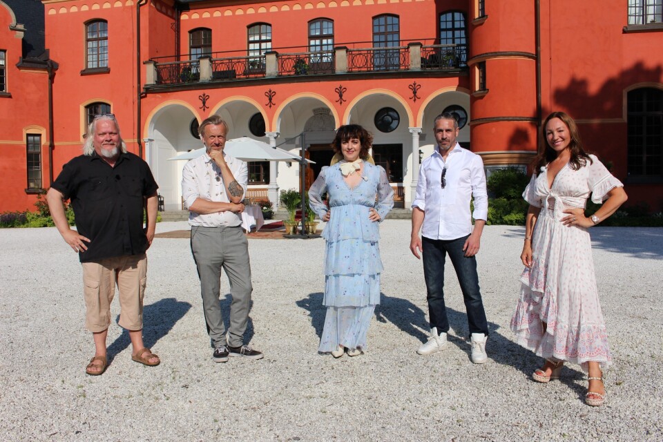 Från vänster: Kjell Wilhelmsen, Ernst Billgren, Shima Niavarani, Ola Rapace och Charlotte Perrelli.
