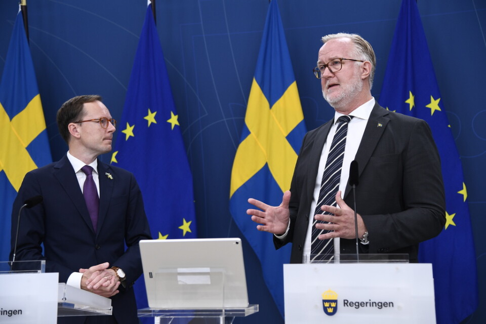 Regeringen vill bygga ut yrkeshögskolan och yrkesvux. Satsningen presenterades av utbildningsminister Mats Persson (L) och arbetsmarknads- och integrationsminister Johan Pehrson (L) på en presskonferens under tisdagen.