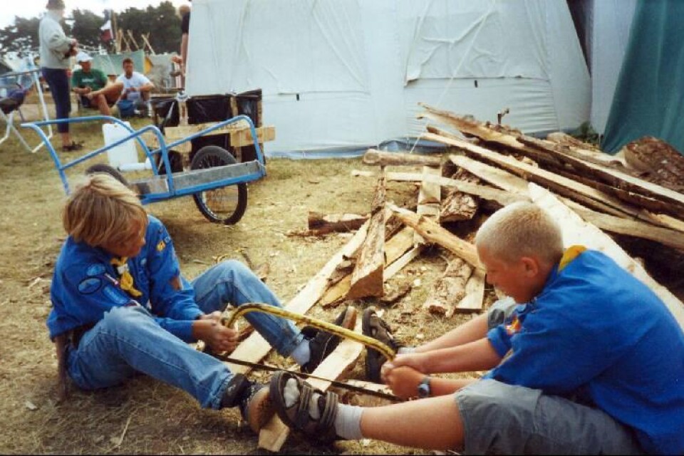 2001 var Jonathan och Linus på scoutläger i Rinkaby tillsammans. Foto: Privat