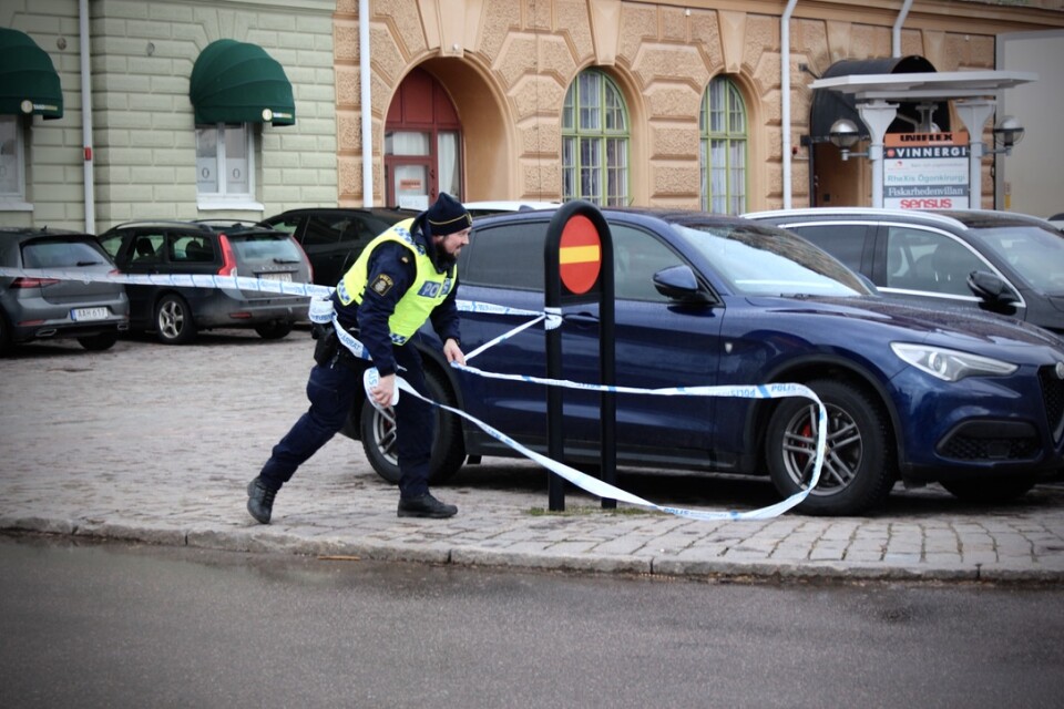 Polisen spärrade av delar av Kvarnholmen efter den inrapporterade skottlossningen.