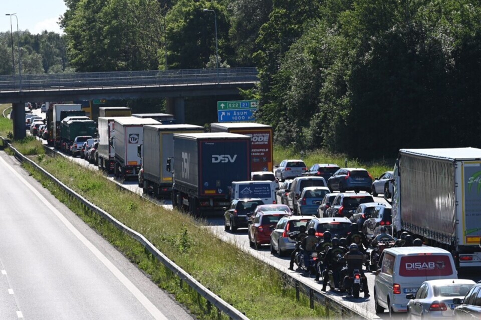 Det var långa köer i samband med olyckan på E22 under onsdagen. Bilden tagen vid trafikplats Kristianstad.