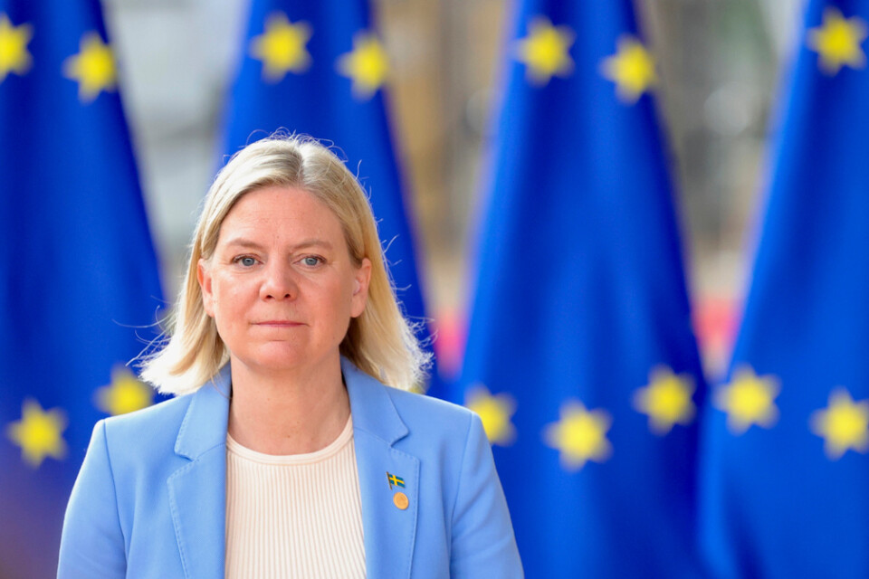 Statsminister Magdalena Andersson (S) på väg in till toppmötet i Bryssel.