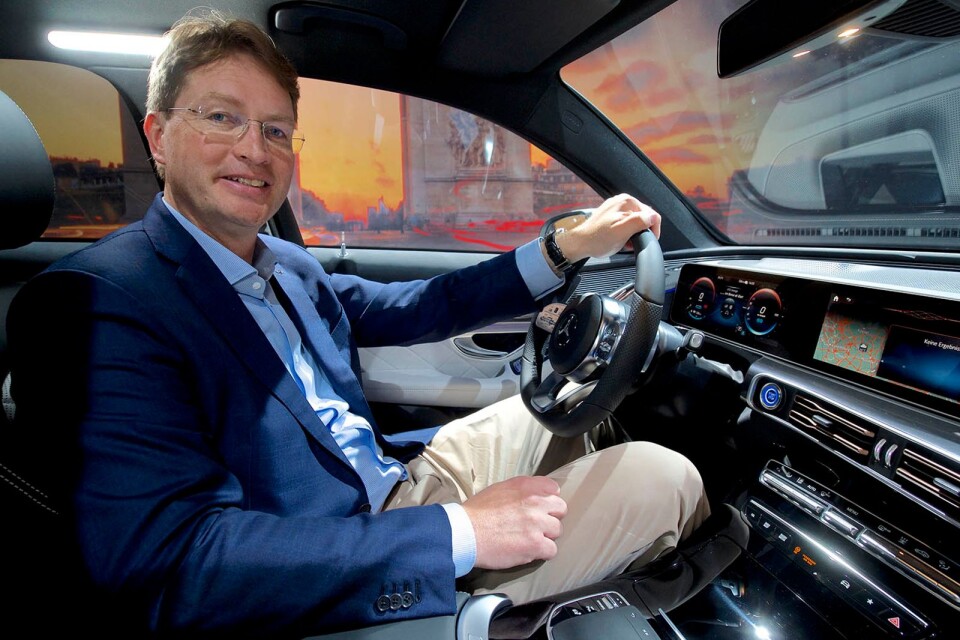 Ola Källenius, ansvarig för forskning och utveckling på Mercedes samt blivande koncernchef i Mercedes nya elbil EQC.