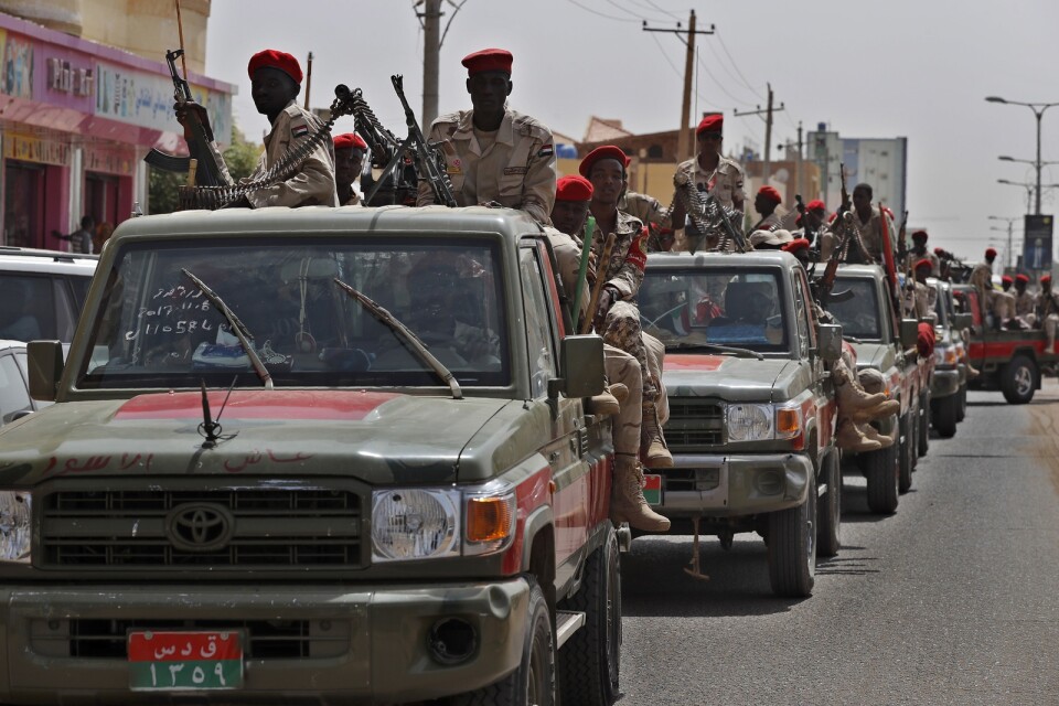 Den paramilitära RSF-styrkan, som pekas ut som ansvarig för massakern i Khartum, består till stor del av medlemmar i Janjawid-milisen, som stred för den sudanesiska regeringen i Darfurkonflikten. Arkivbild från 18 juni 2019.