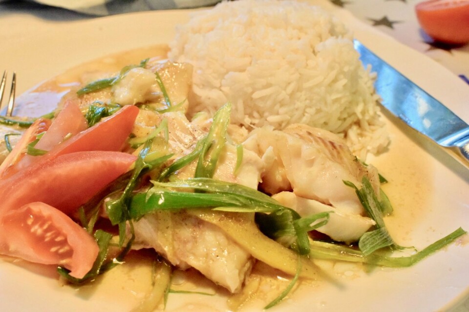 Steamed cod with rice.