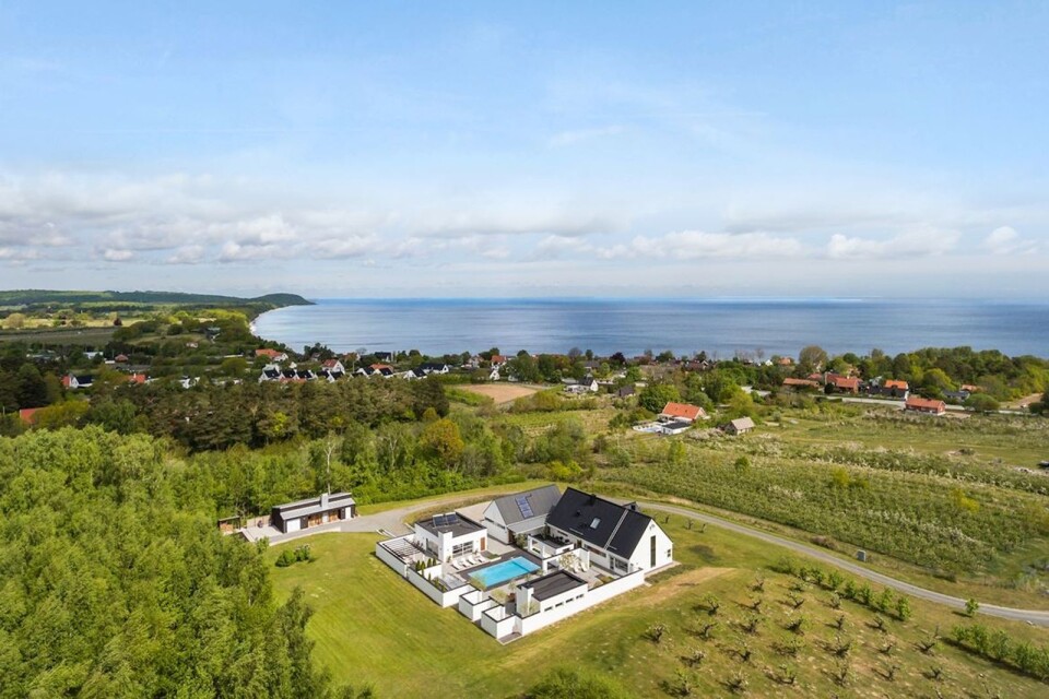 Den här villan har sålts för 16,7 miljoner kronor och kommer att bli fritidsboende till en Stockholmsfamilj.