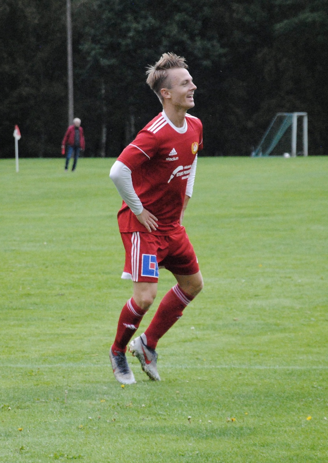 Eric Ek firar sitt 2–0-mål.
Foto: Marika Höghäll