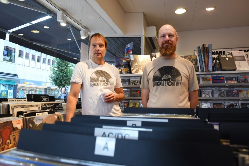 I skiv- och bokhandeln Cultix i Växjö kan man köpa biljett över disk till de allra flesta arrangemang i Växjö kommun.