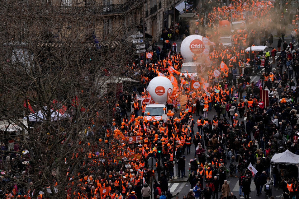 Demonstrationståg i Paris på tisdagseftermiddagen.