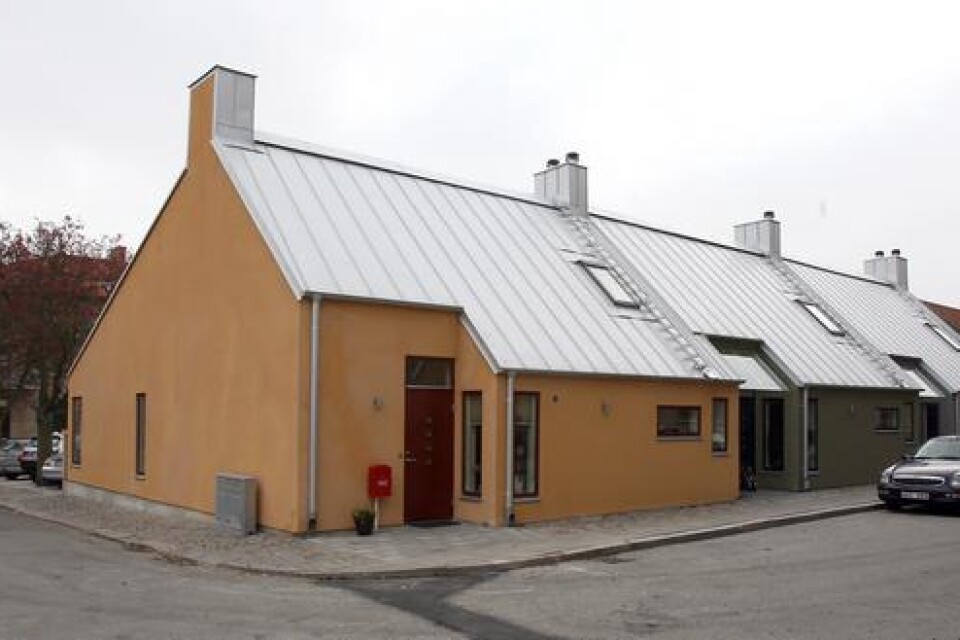 Tre gatuhus i modern tappning ingår i bostadsrättsföreningen Villa Ingrid. Bild: Sprisse Nilsson