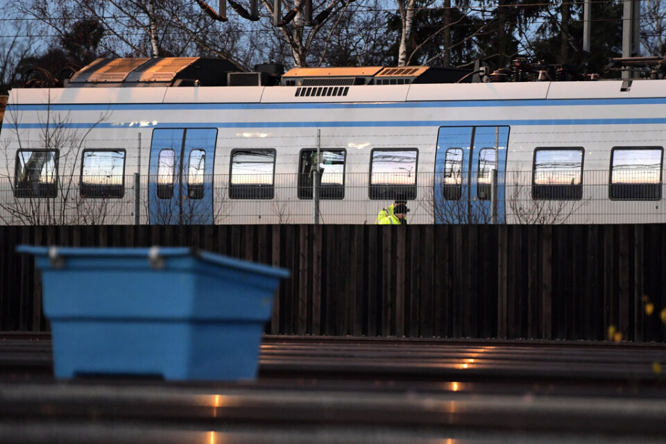 Ett signalfel vid Älvsjö under fredagseftermiddagen bidrog till ytterligare förseningar tågtrafiken i Stockholmstrakten. Arkivbild.