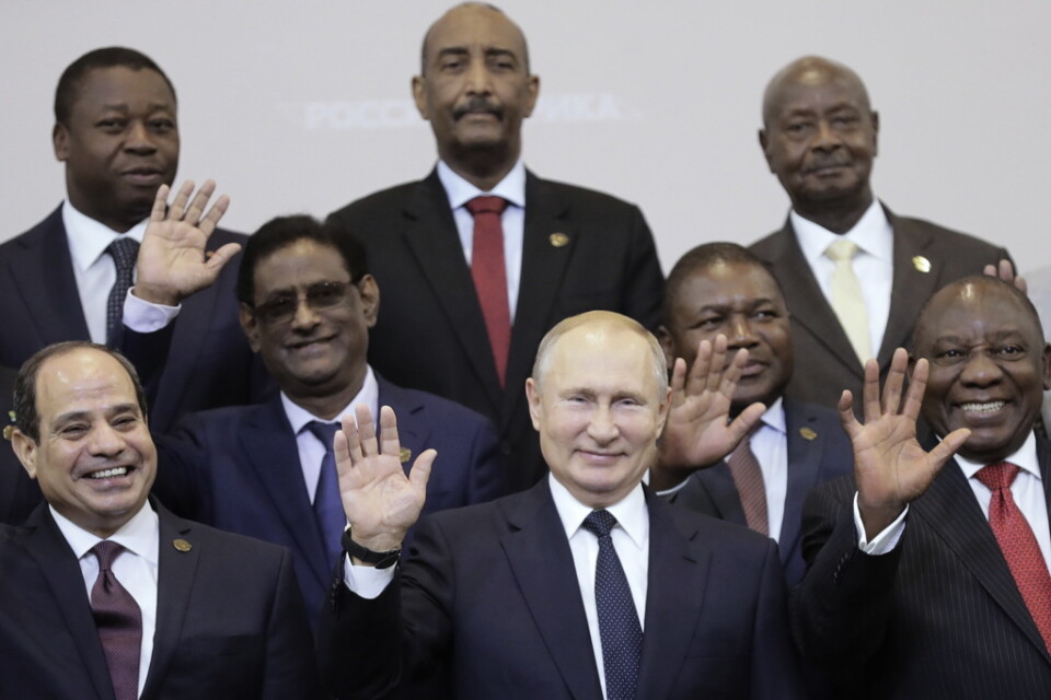 Rysslands president Vladimir Putin tillsammans med afrikanska ledare under det rysk-afrikanska toppmötet i Sotji 2019. I höst ska ytterligare ett sådant hållas i S:t Petersburg.
