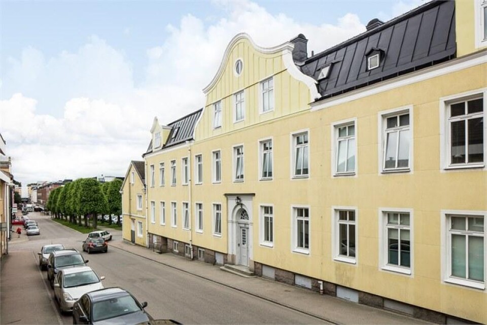 Listans mest populära bostad finns i den här klassiska fastigheten på Bäckgatan 21. Foto: Fastighetsbyrån