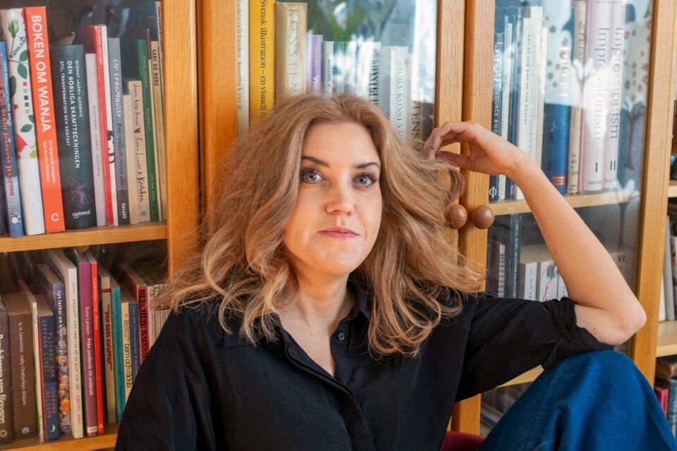 Teresa Glad debuterade som barnboksförfattare 2016 med ”Pella och pinnarna”. Nu kommer ”Hemliga boken” som tar avstamp i hennes egen uppväxt.