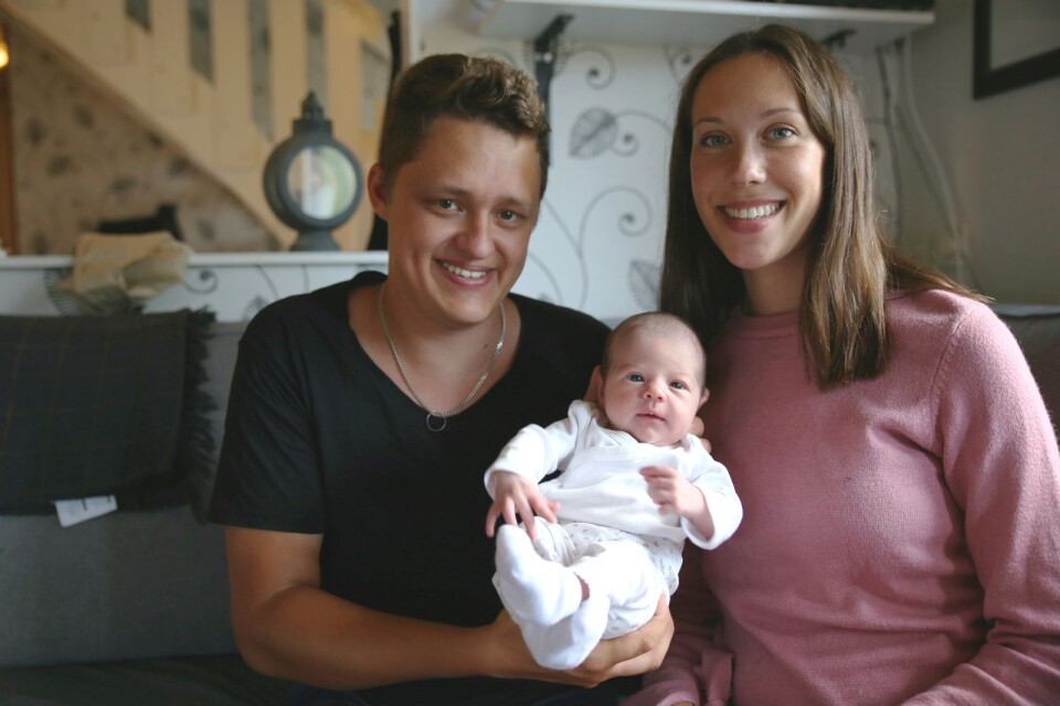 Nina Hjertqvist och Kenth Carlén, Torsås, fick den 16 juni en dotter som heter Malva. Vikt 3 324 g, längd 51 cm.