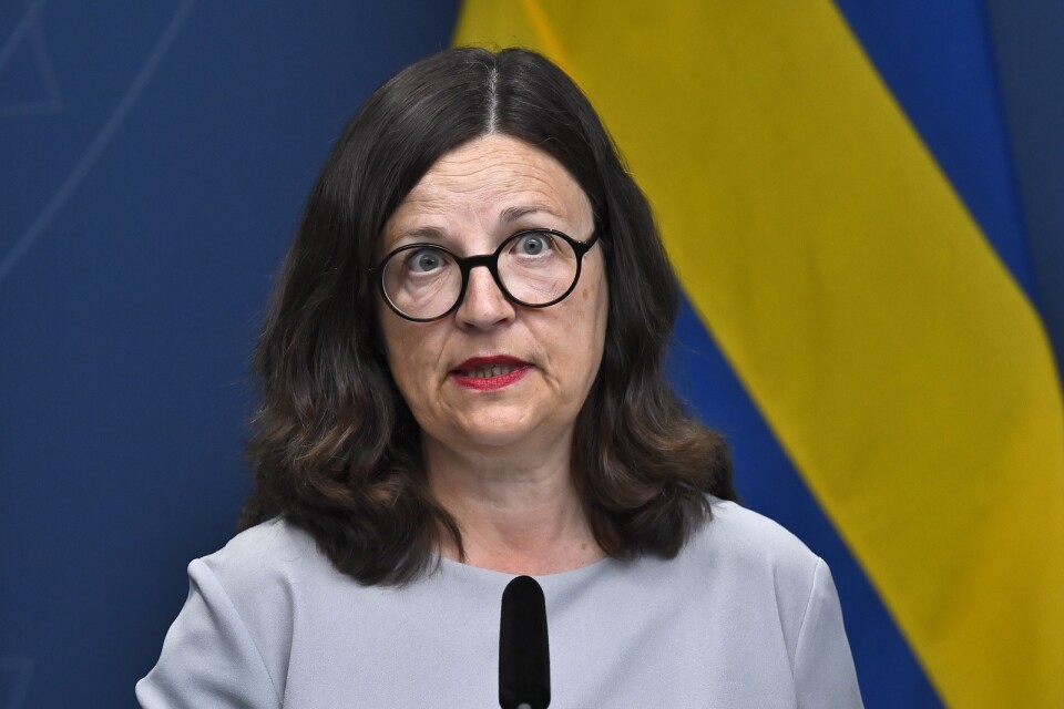 Utbildningsminister Anna Ekström (S) säger att undervisning på plats blir det normala igen från och med i höst.
