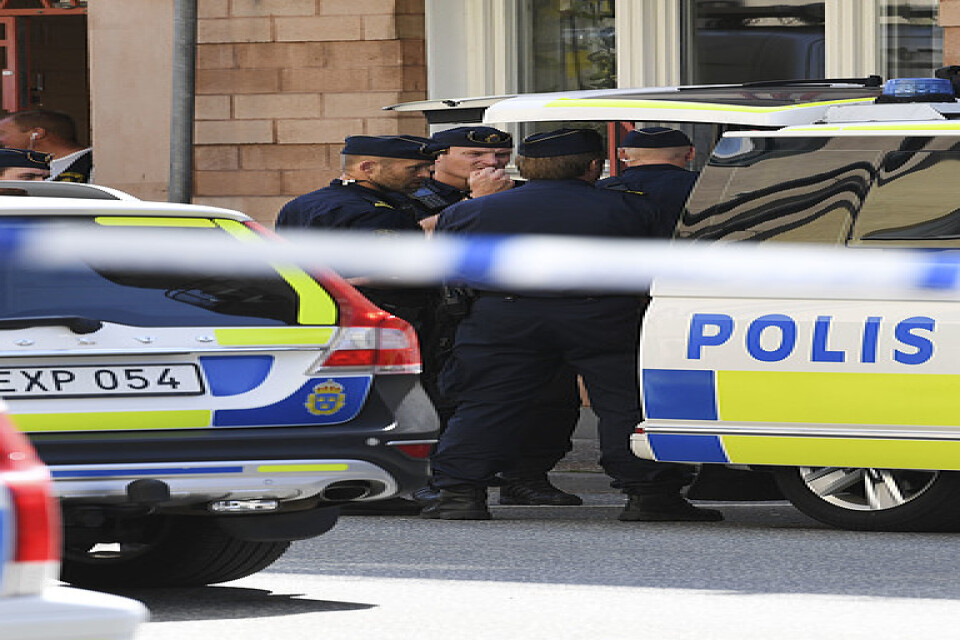 Flera personer har skadats vid ett våldsbrott i centrala Kristianstad.