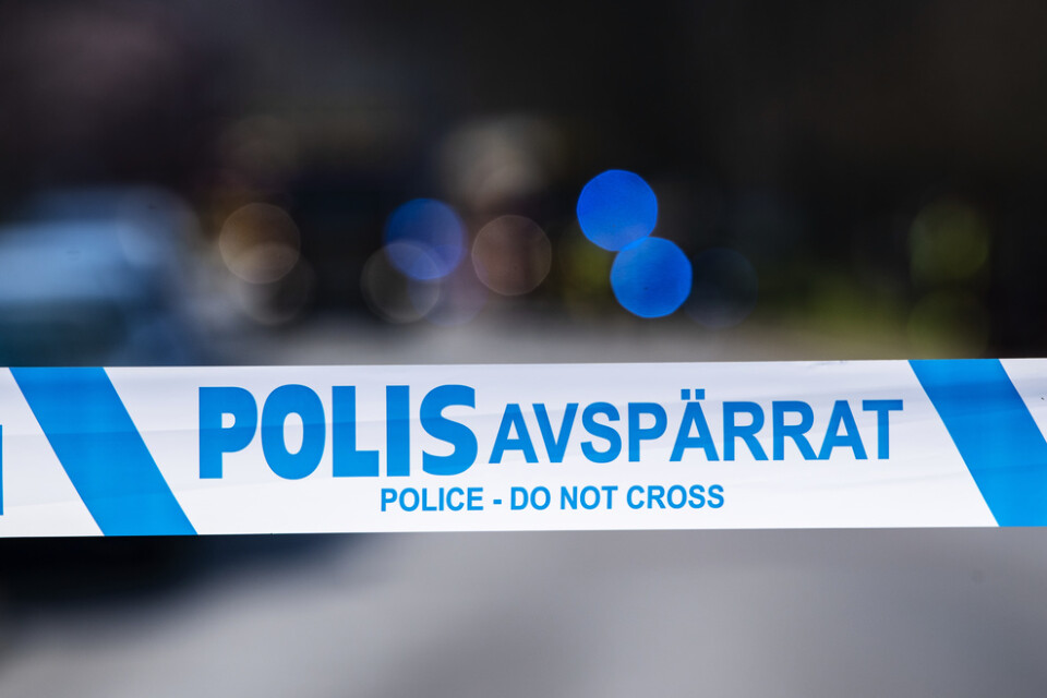 En man har hittats död i Västerås. Polisen har inlett en förundersökning om mord. Arkivbild.