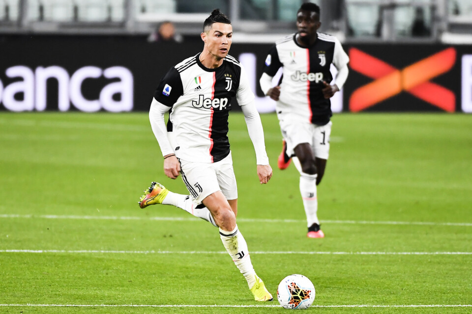 Juventus Cristiano Ronaldo kan få spela Serie A-fotboll hela sommaren. Arkivbild.