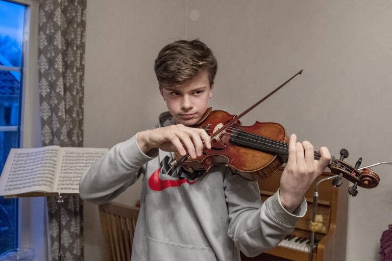 Unge violinsten Daniel Iourtchik siktar högt - tillhör de främsta i landet