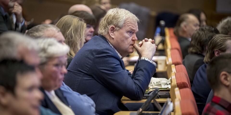 Carl-Göran Svensson (M) menar att Försvarsmakten stoppar utvecklingen i Torhamn.