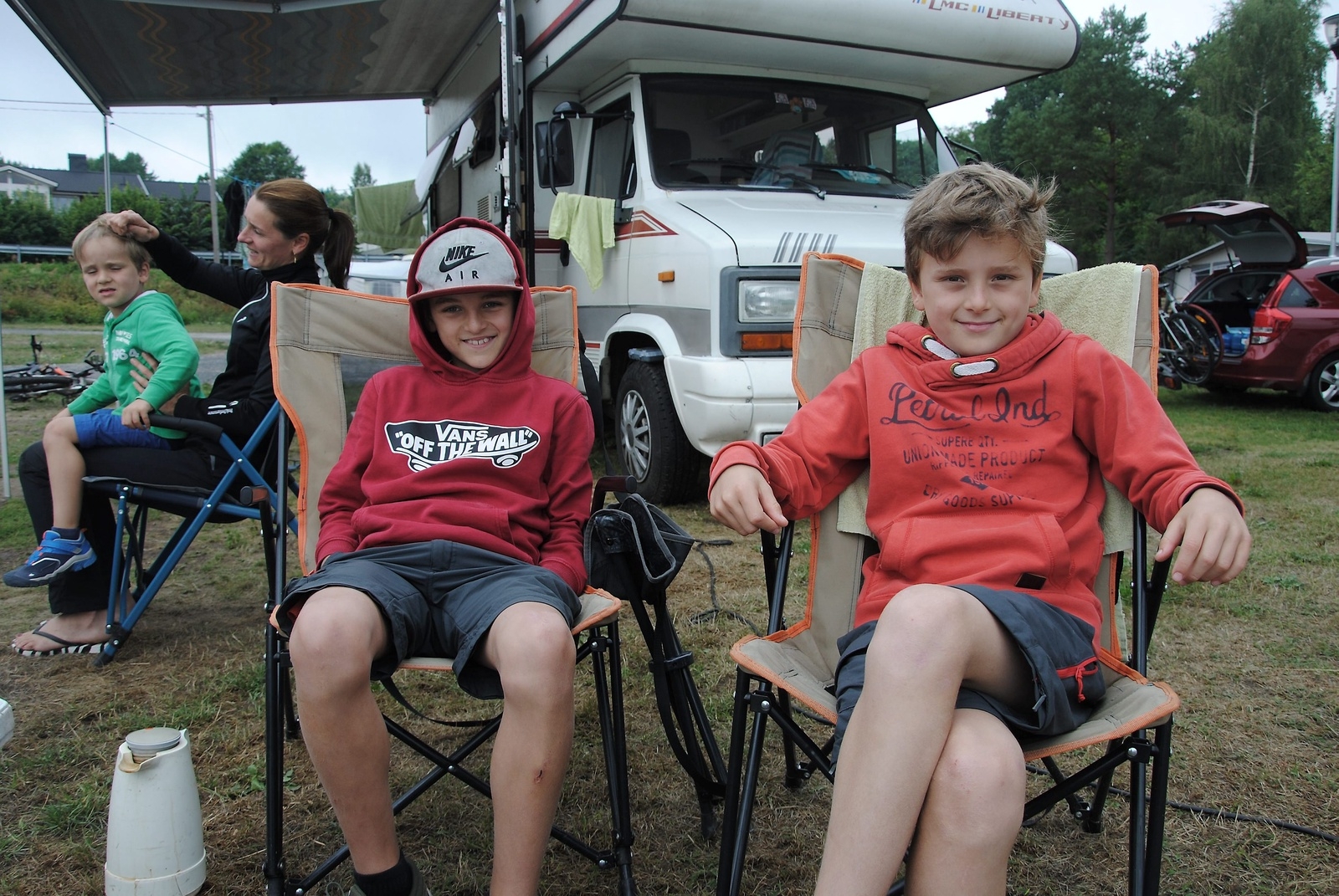 Bröderna Stijn och Melle Gerritsen på Immelns camping.