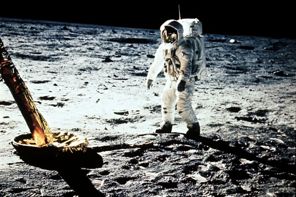 I dagarna firas det stort att det är 50 år sedan de första mänskliga stegen på månen.