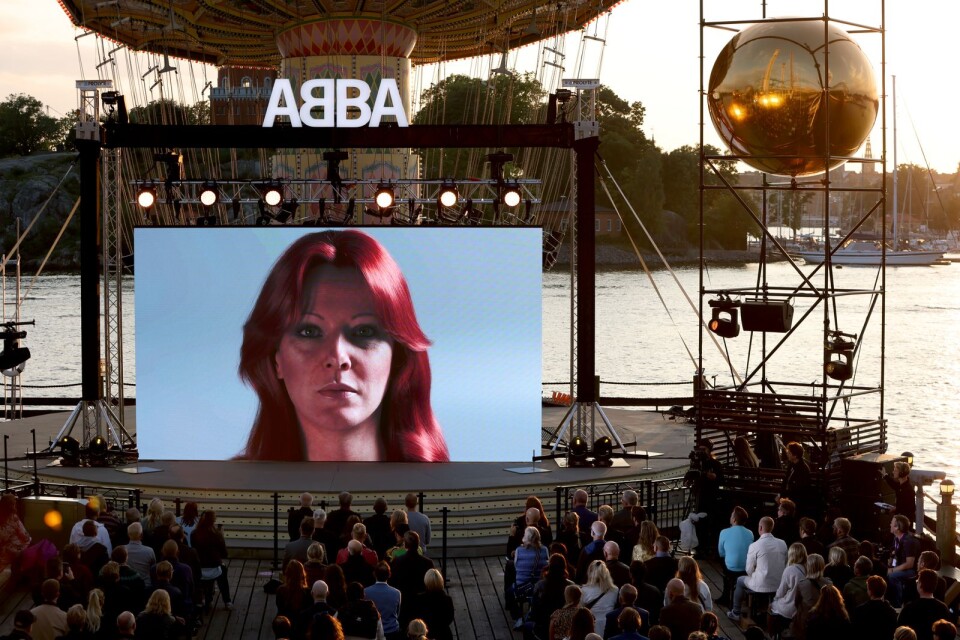 Eventet ABBA Voyage visades över hela världen och firades också på Gröna Lund. Anni-Frid Lyngstads avatar på skärmen.