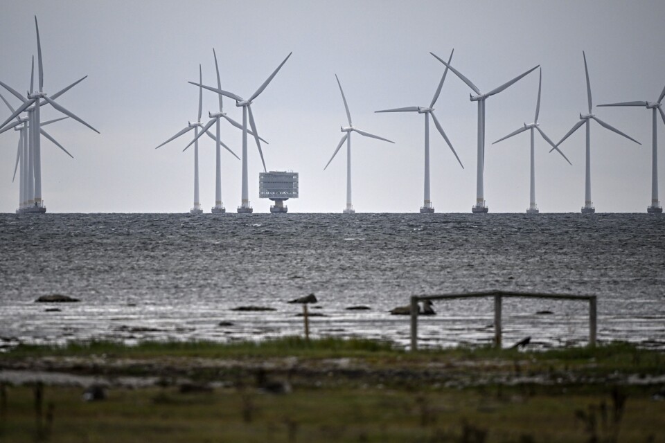 Släpp fram de stora vindkraftparkerna till sjöss, tycker