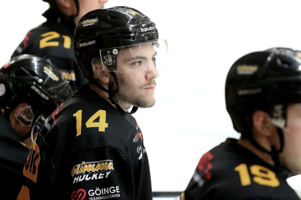 Linus Elofsson har skrivit på för ett tredje år med Glimma Hockey.
