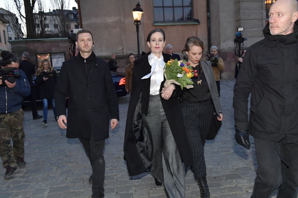 Sara Danius och Sara Stridsberg efter torsdagens sammanträde i Gamla stan i Stockholm.