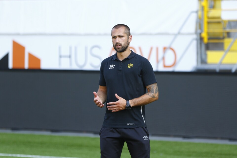 Emir Bajrami coachade Elfsborg U21 i Varberg.