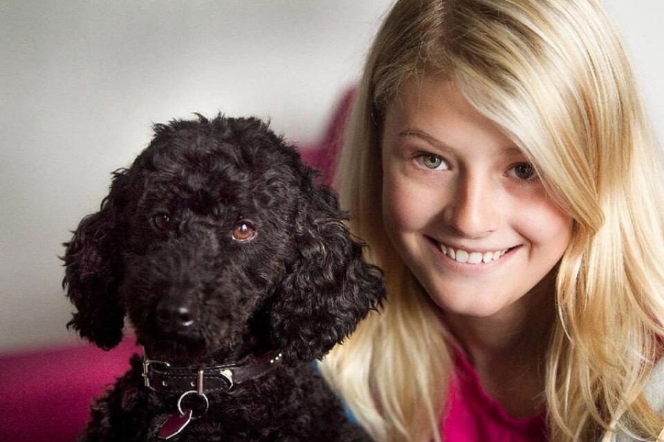 Felicia Eksell och hennes hund Karisma har gått Nuabs kurs i eget företagande.