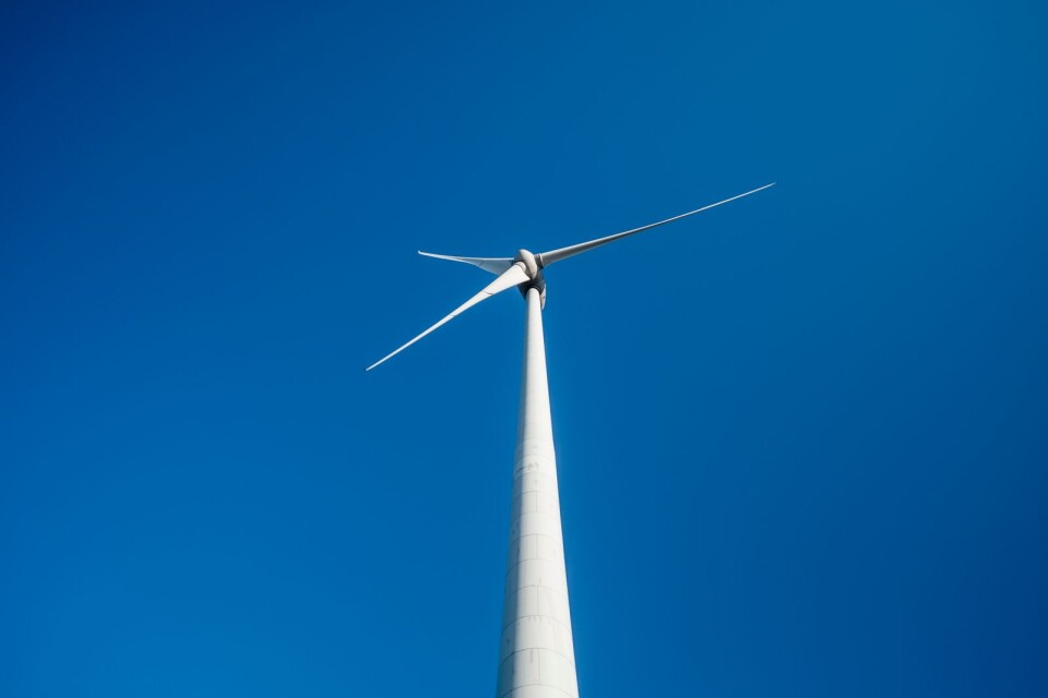Insändarskribenten resonerar kring vindkraftens roll i landets framtida elproduktion.