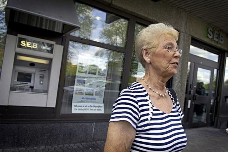 Therese Persson från Kristianstad befann sig inne i banklokalen när rånarna slog till. &#x96; En hemsk upplevelse, säger hon.