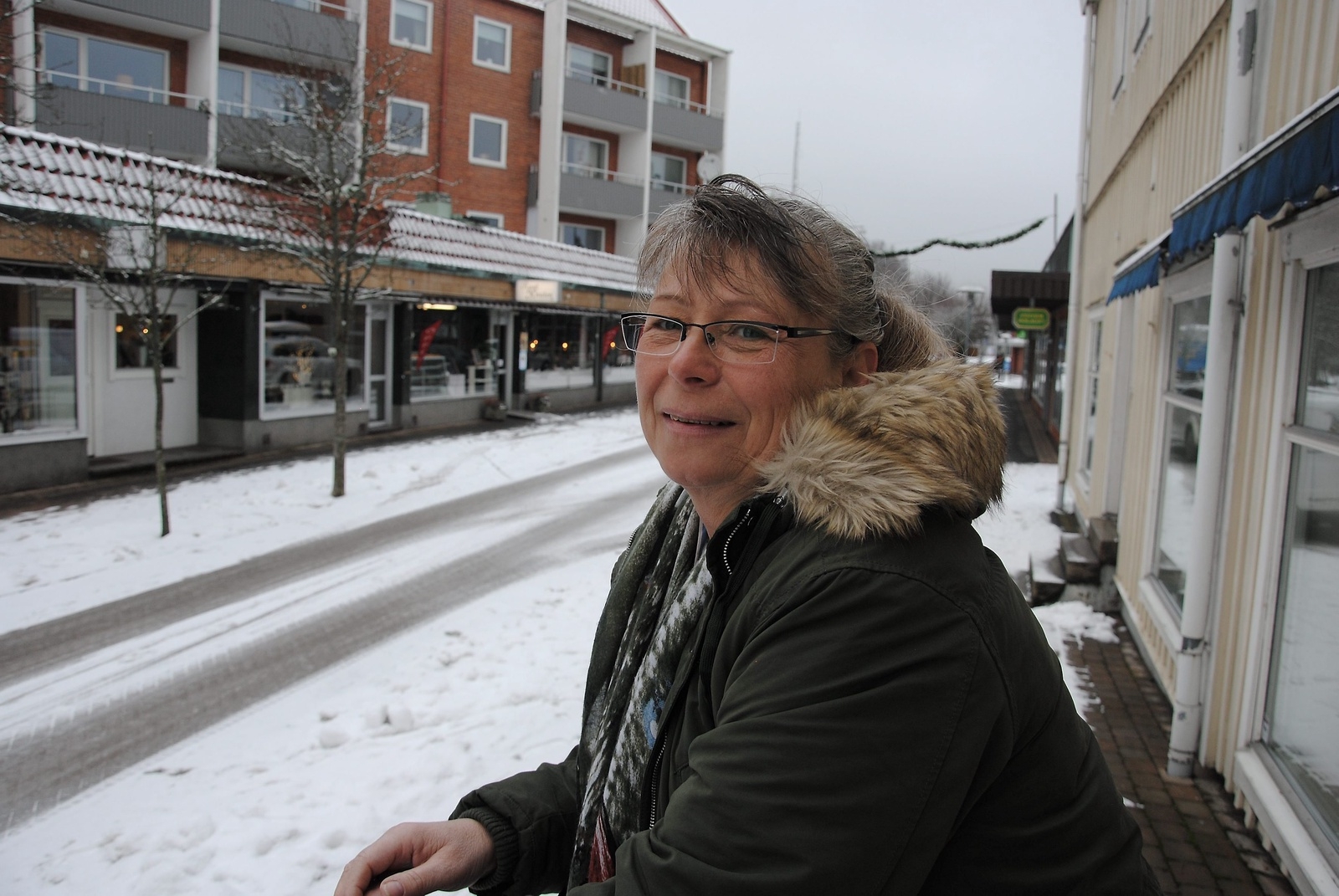 Carola Muurainen, butikschef för Salestore, som öppnar i centrala Osby.