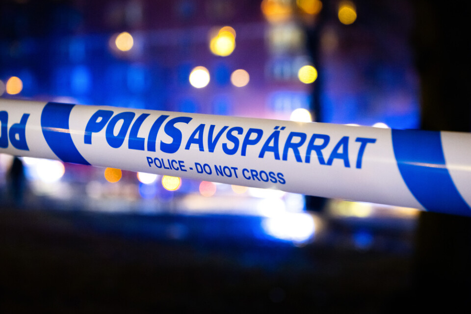 Ett bostadshus i Västerås besköts sent på lördagen. Arkivbild.