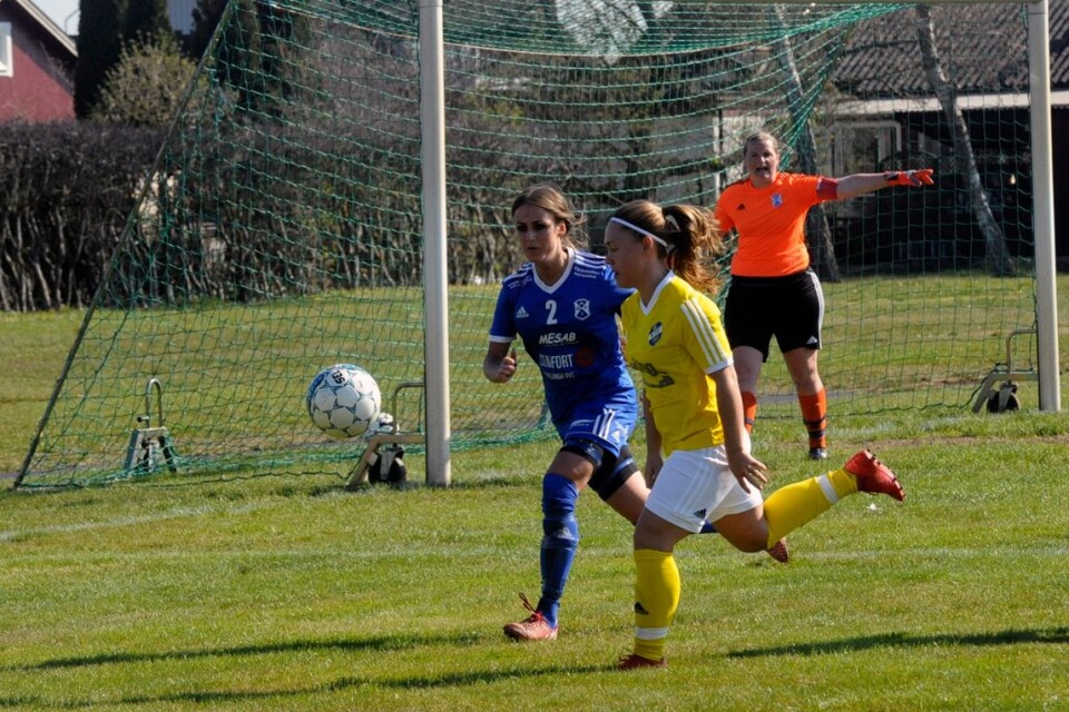 Therese Larssons  Mörbylånga stod emot bra i 70 minuter hemma mot Näsum. Sedan avgjorde skånskorna matchen med tre snabba mål.