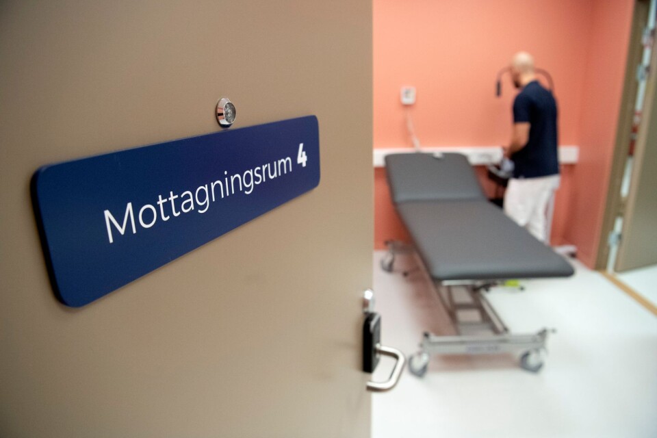 Region Kronoberg gick på onsdagen ut med nya riktlinjer för mottagningsbesök på länets två sjukhus, samtliga vårdcentraler, tandvården samt psykiatrin.