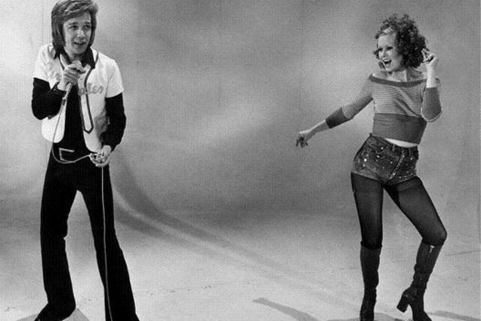 Björn Skifs och Efva Attling i TV-showen Underhållning för otåliga 1972. Bilder: Scanpix