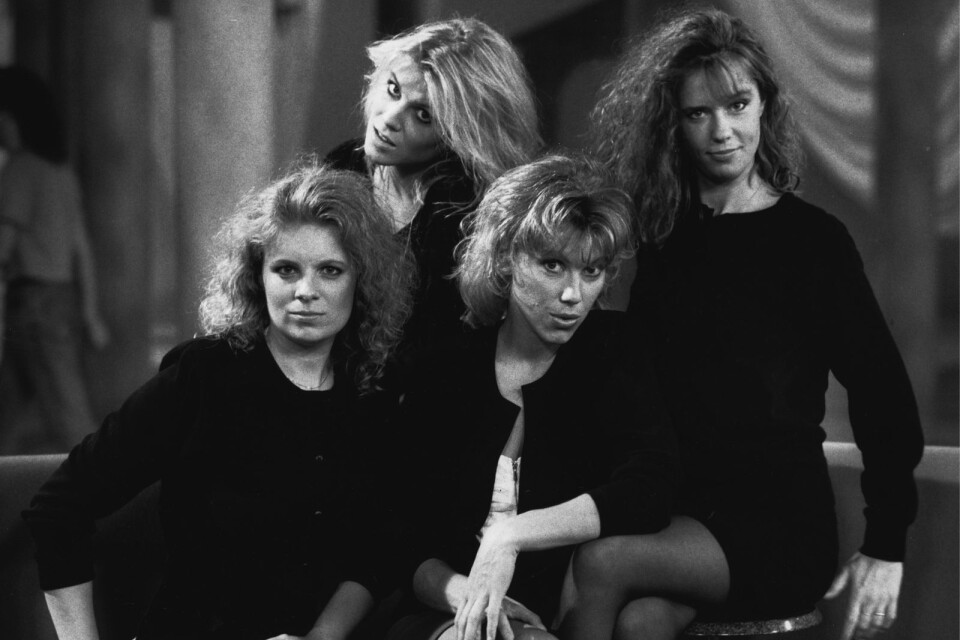 Ainbusk Singers 1988. Annelie Roswall, Josefin Nilsson, Marie Nilsson och Birgitta Jakobsson.  Josefin Nilsson dog 46 år gammal.