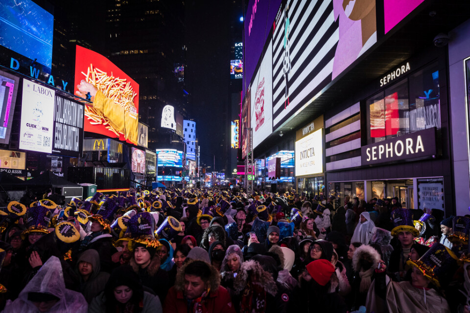 Nyårsfirare på Times Square i New York.