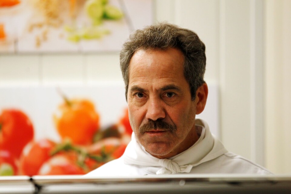 Seinfeld-karakteren The Soup Nazi, spelad av Larry Thomas, serverar soppa under ett besök i Oslo.